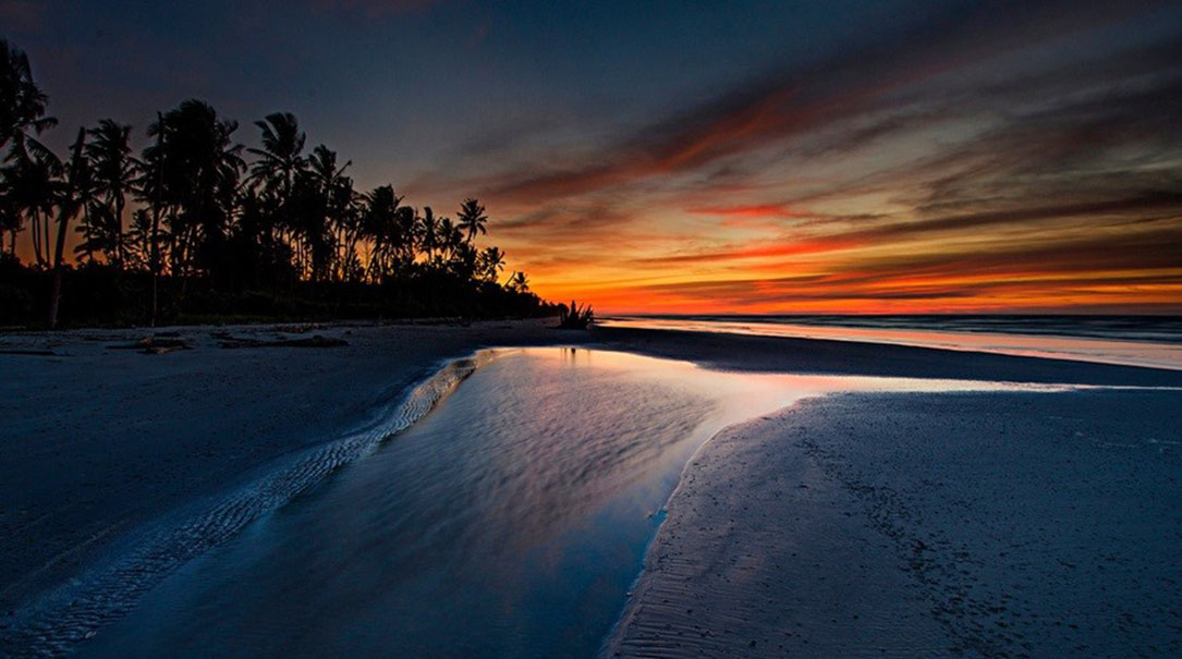 Malaysian Sunset By Peter Lee ARPS