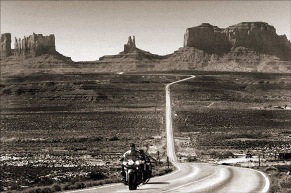 The Road To Monument Valley