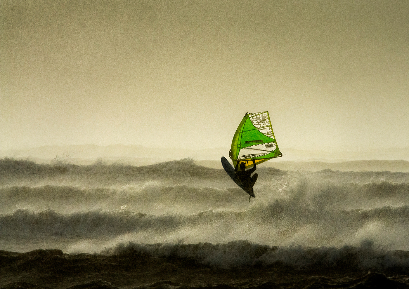8 M Windsurfing The Storm