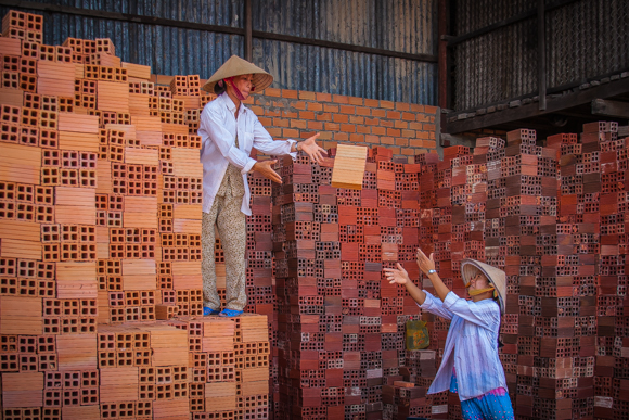 Catch Brick Factory Vietnam By Andy Pinch