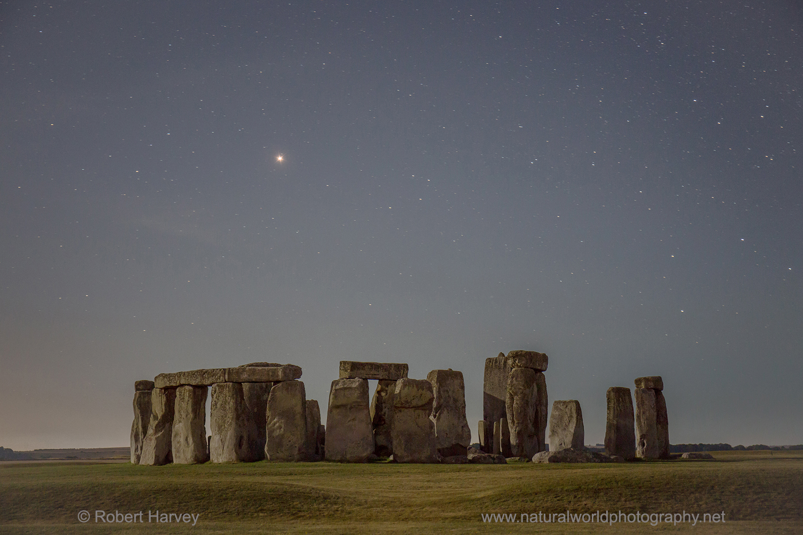 UK18 569 Mars Over Stonehenge Wiltshire Robert Harvey