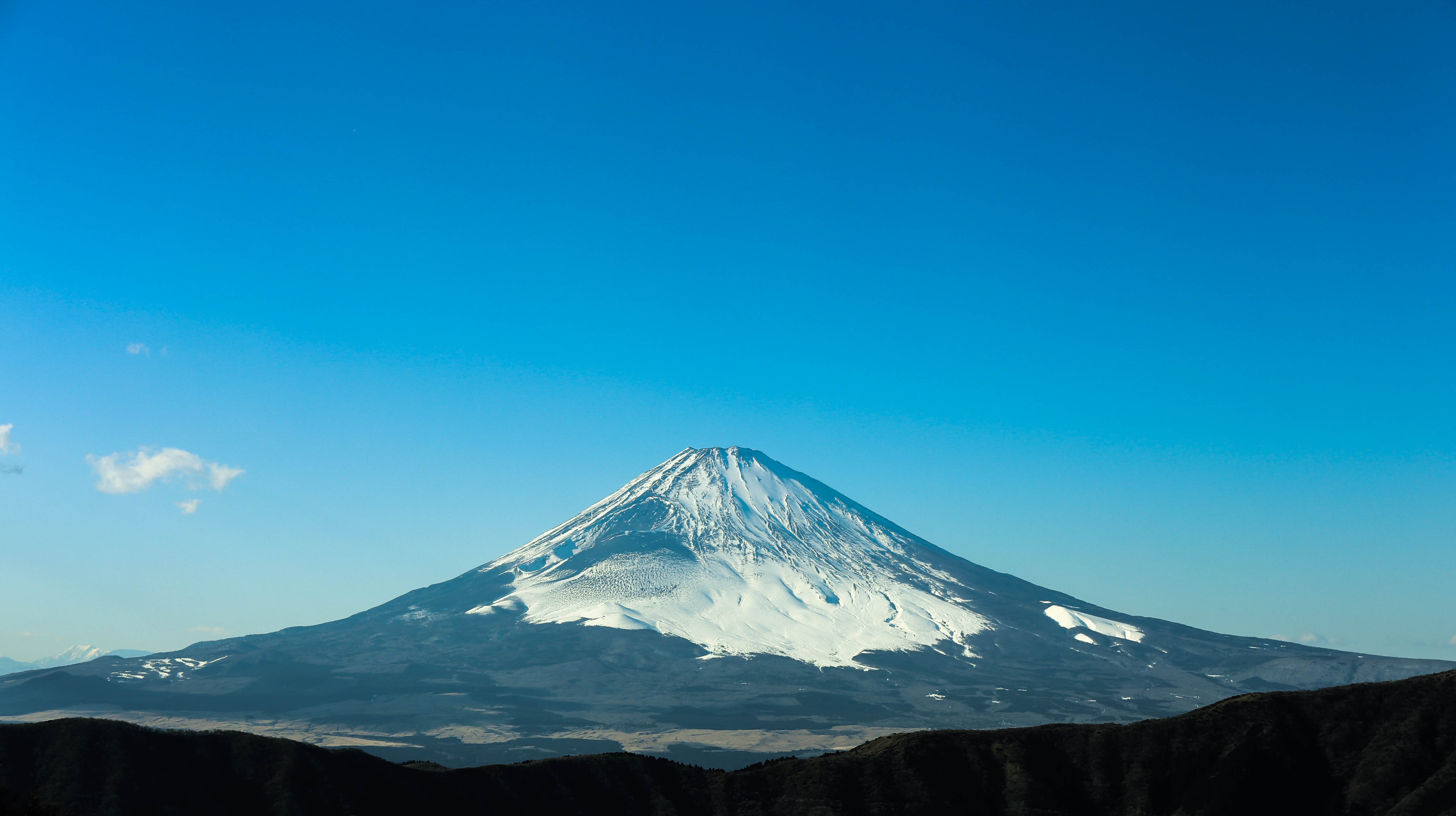 Mt. Fuji by Shing Kit Lee