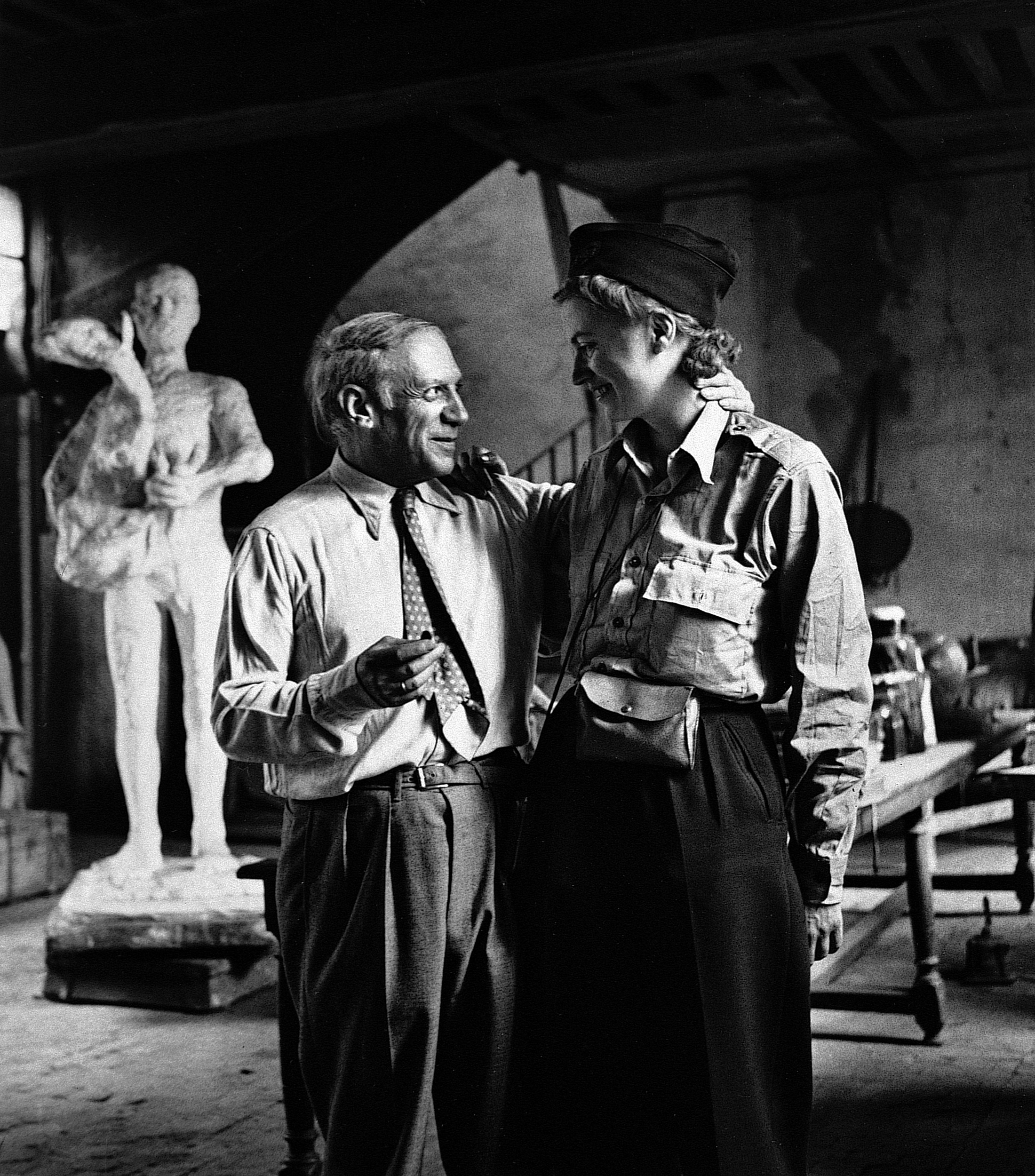 Copyright Leemillerarchives Picasso And Lee Miller In His Studio, Liberation Of Paris Paris France 1944 HR