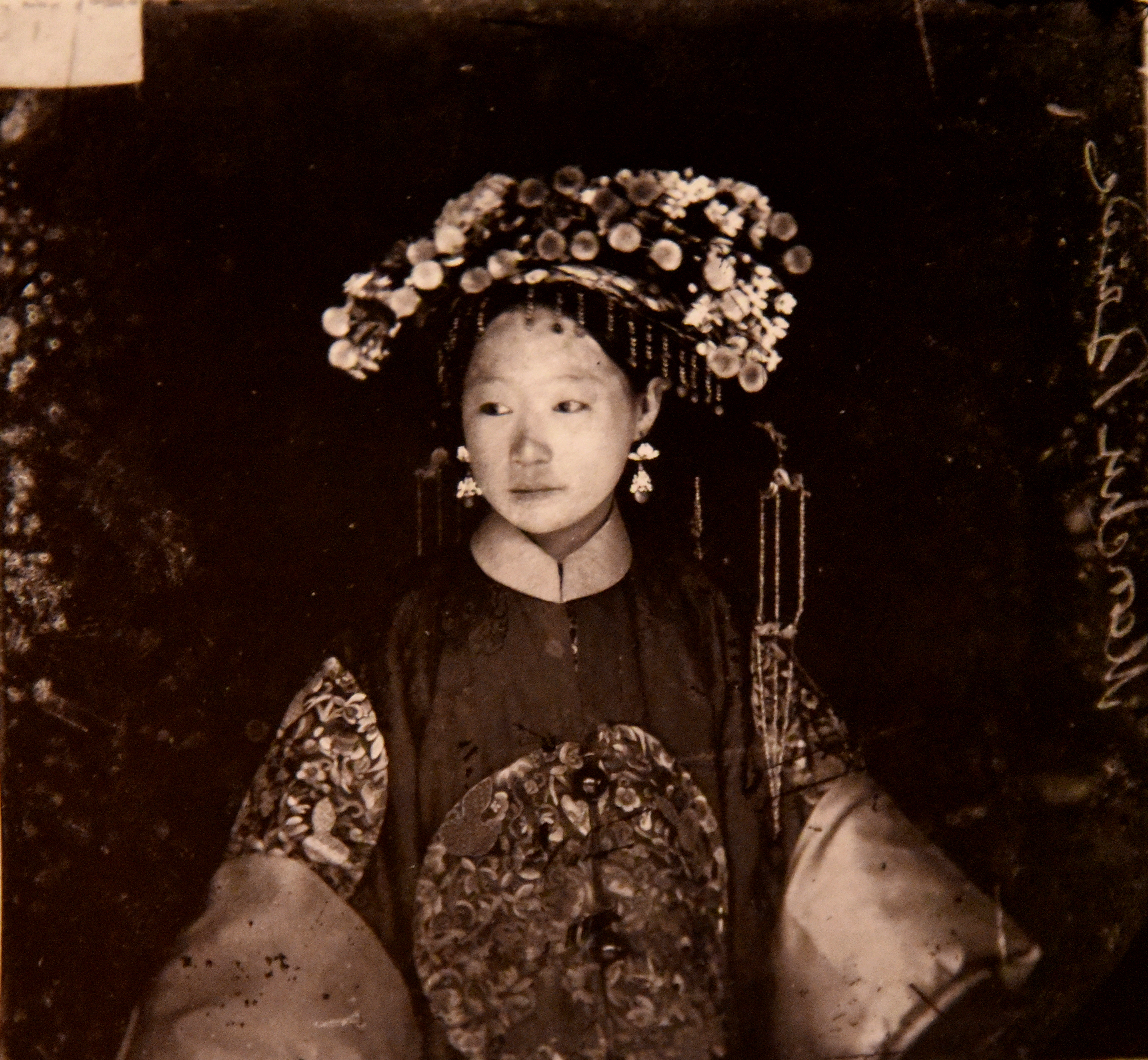 Manchu Bride. John Thomson. China, 1871 1872. The Wellcome Collection, London