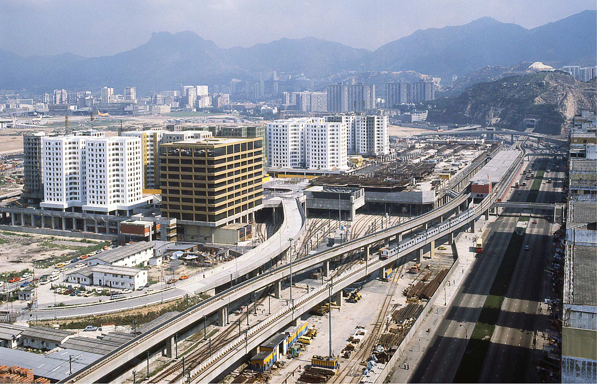 Hong Kong Mass Transit Railway, Elevated Section Trail Running
