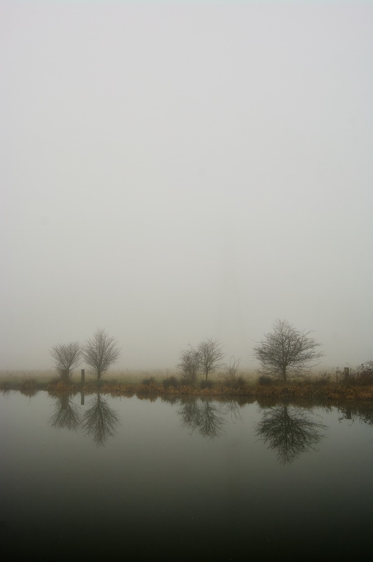 2409 Steve Oakes Misty Morning By The Thames For Web