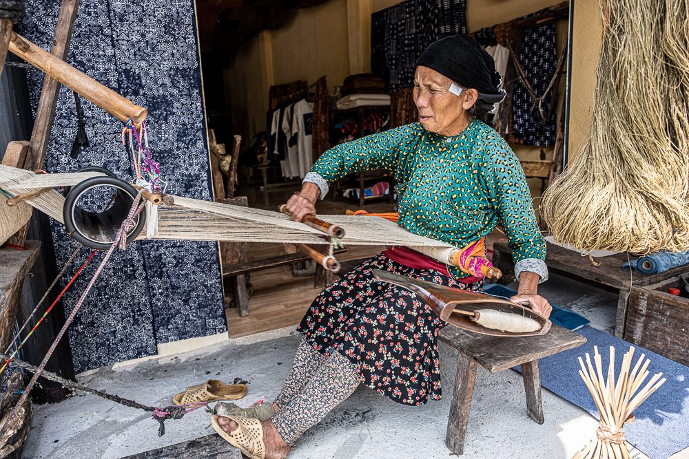 The Hemp Weaver Sung Muoi Cultural Village Vietnam by Jane Tearle