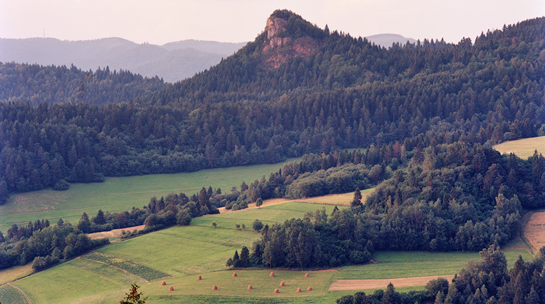 Morning in the Pieniny Mountains (Slovakia side) 2 by Lukasz Klejnberg
