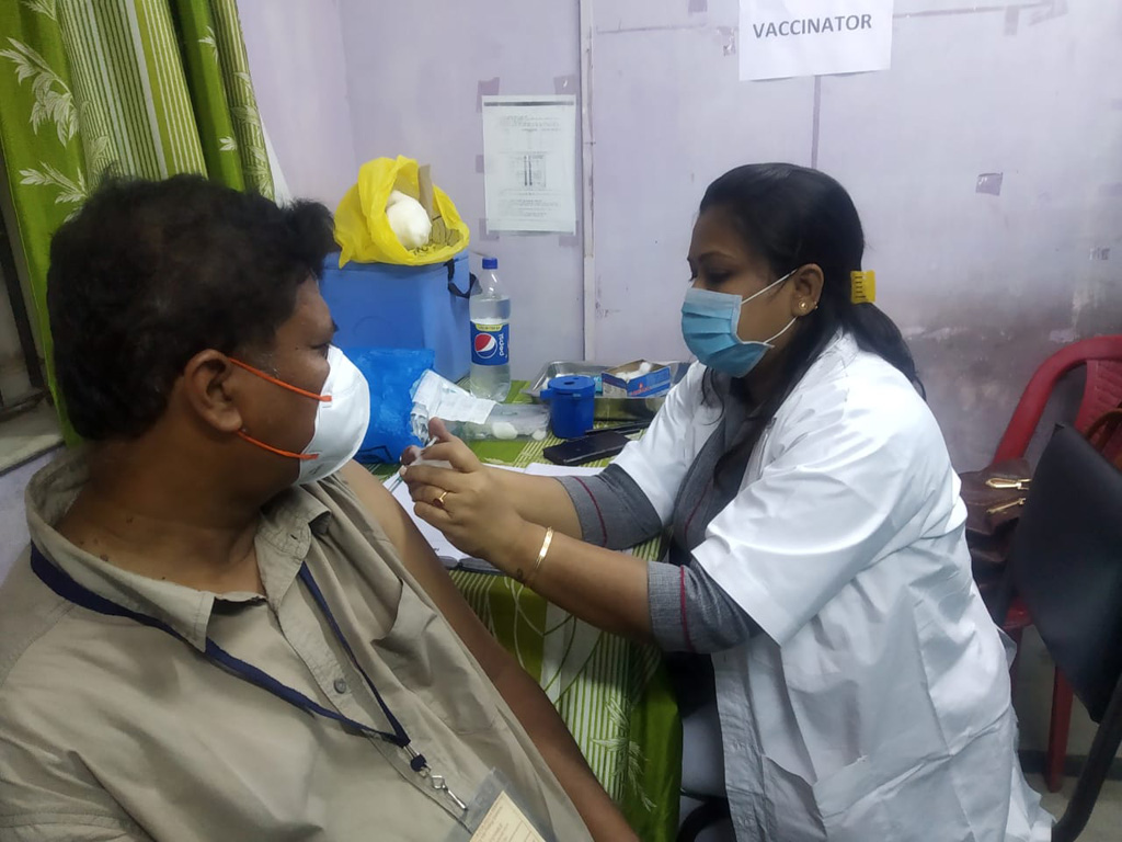 Jayanta Receivingvaccine